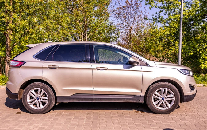 Ford EDGE cena 83000 przebieg: 110000, rok produkcji 2017 z Warszawa małe 154